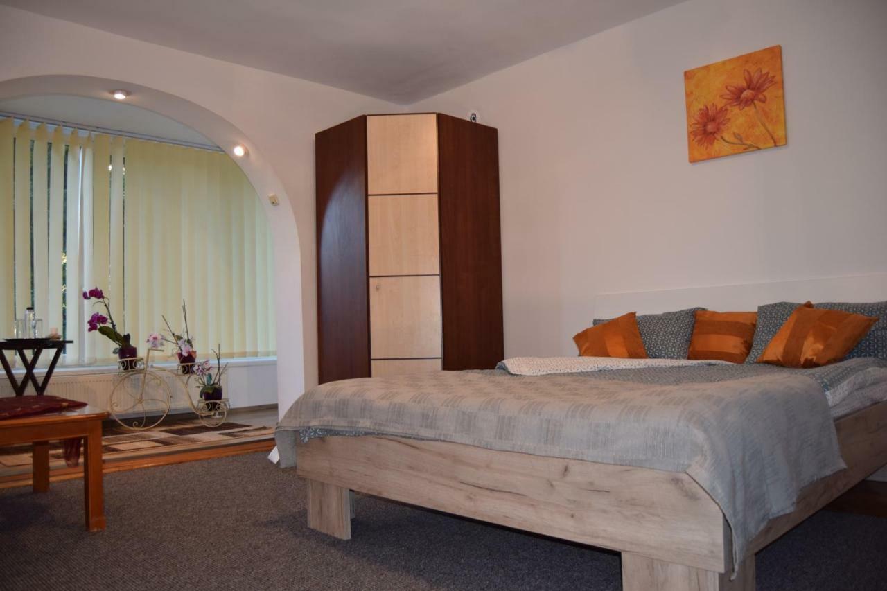 Central Appartment St'S Martin Church Brašov Exteriér fotografie